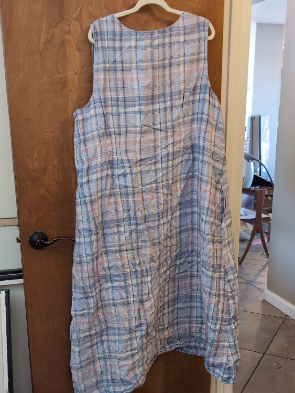 J. Jill Love Linen Plaid Sleeveless Dress in Soft Blue and Pale Pink - Picture 5 of 5